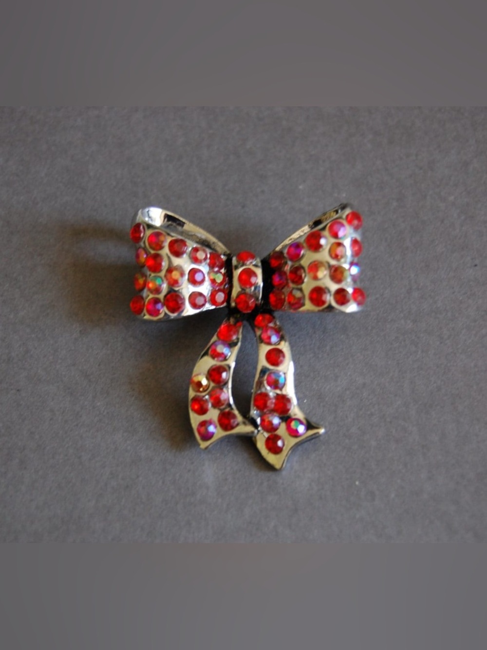 Red Rhinestone Bow Pin, NWOT
